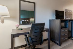 Office and reading space for a comfortable stay